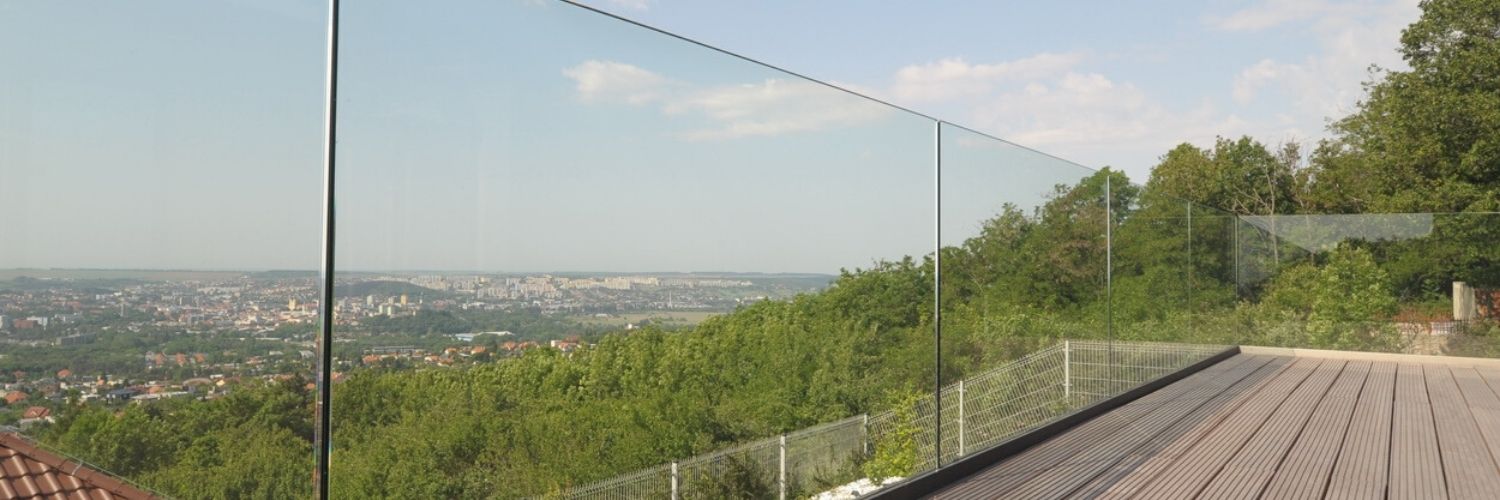 safety glass balustrade