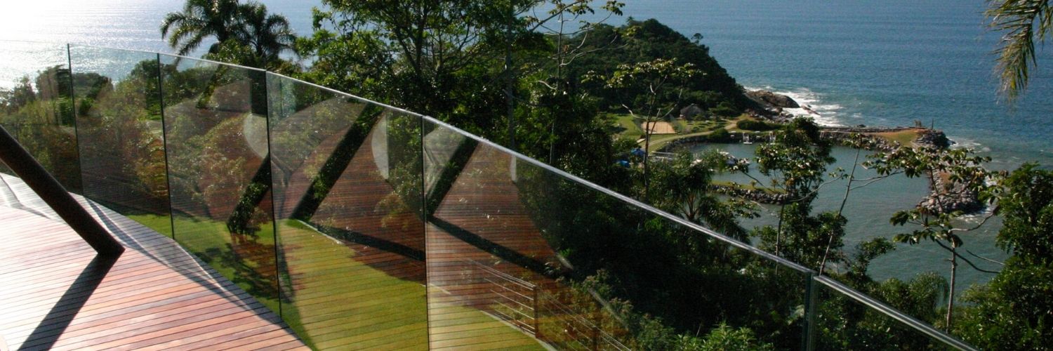 GLASS BALUSTRADES