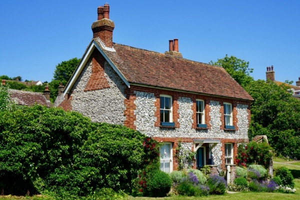 Sash windows with single and double active sashes