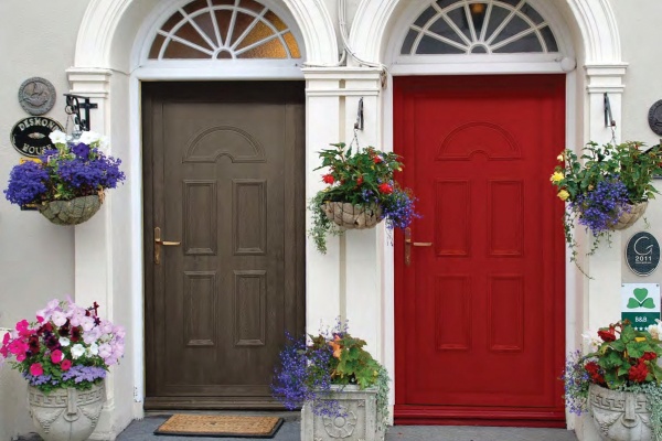 Overview of decorative panels for exterior doors